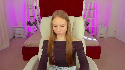 MilaAddams live cam on Cam4