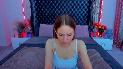 MilaAddams live cam on Cam4