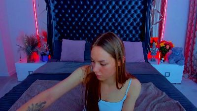 MilaAddams live cam on Cam4