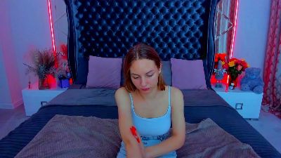 MilaAddams live cam on Cam4