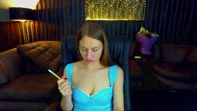 MilaAddams live cam on Cam4