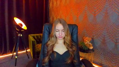 MilaAddams live cam on Cam4