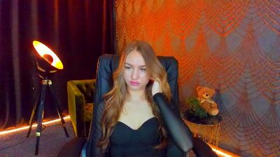 MilaAddams live cam on Cam4