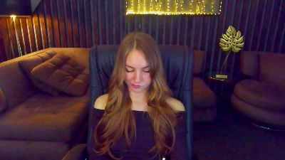 MilaAddams live cam on Cam4