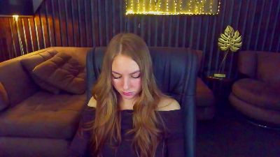 MilaAddams live cam on Cam4