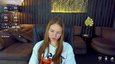 MilaAddams live cam on Cam4