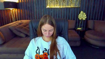 MilaAddams live cam on Cam4