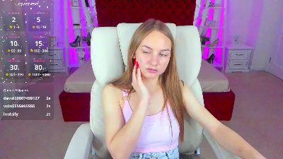 MilaAddams live cam on Cam4