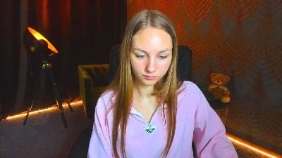 MilaAddams live cam on Cam4