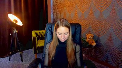 MilaAddams live cam on Cam4