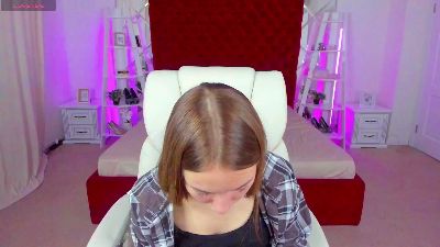MilaAddams live cam on Cam4