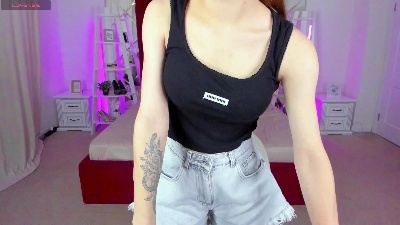 MilaAddams live cam on Cam4