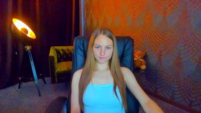 MilaAddams live cam on Cam4