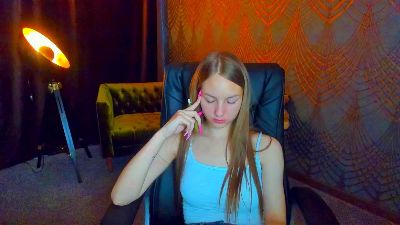 MilaAddams live cam on Cam4