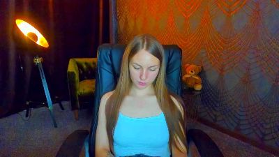 MilaAddams live cam on Cam4