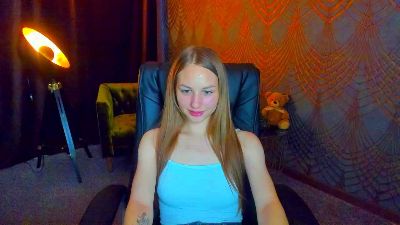 MilaAddams live cam on Cam4