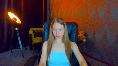 MilaAddams live cam on Cam4