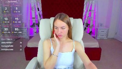 MilaAddams live cam on Cam4