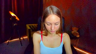 MilaAddams live cam on Cam4
