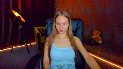MilaAddams live cam on Cam4