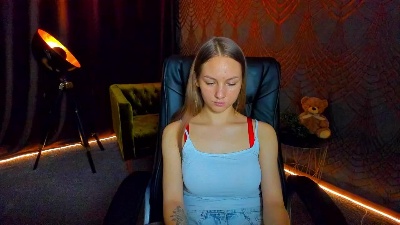 MilaAddams live cam on Cam4