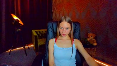 MilaAddams live cam on Cam4