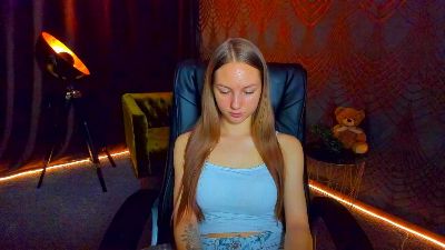 MilaAddams live cam on Cam4