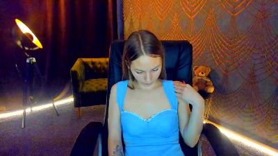 MilaAddams live cam on Cam4