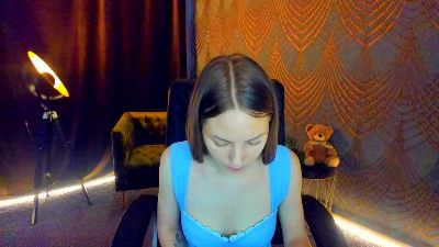 MilaAddams live cam on Cam4