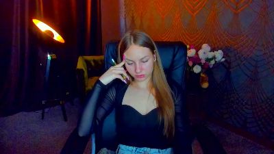 MilaAddams live cam on Cam4
