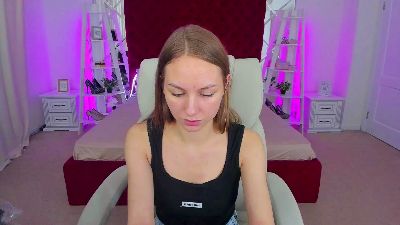 MilaAddams live cam on Cam4
