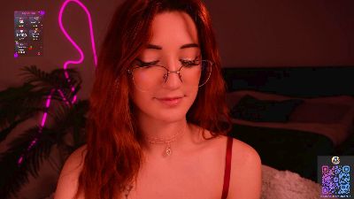 MilaFlame live cam on Cam4