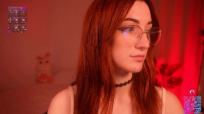MilaFlame live cam on Cam4
