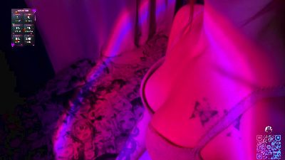 MilaFlame live cam on Cam4