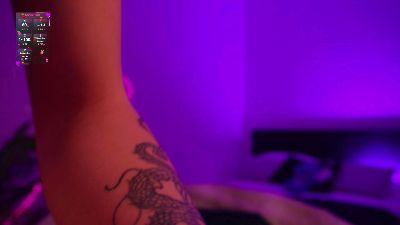 MilaFlame live cam on Cam4