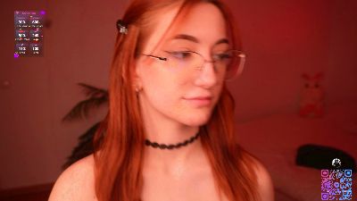 MilaFlame live cam on Cam4