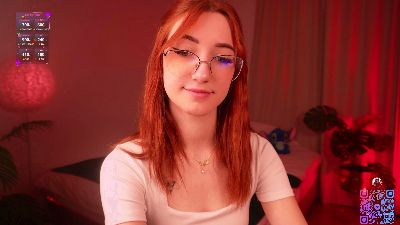 MilaFlame live cam on Cam4