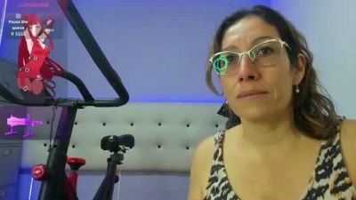 MilaHall_x live cam on Cam4