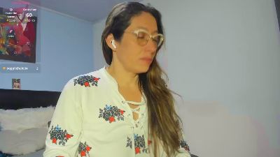 MilaHall_x live cam on Cam4