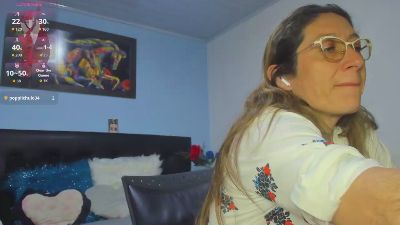 MilaHall_x live cam on Cam4