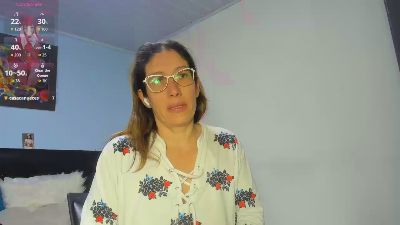 MilaHall_x live cam on Cam4
