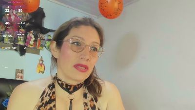 MilaHall_x live cam on Cam4