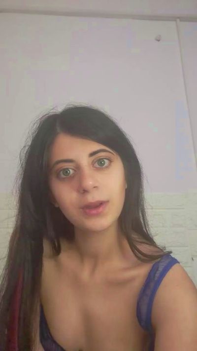 MilaSnow live cam on Cam4