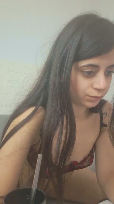 MilaSnow live cam on Cam4