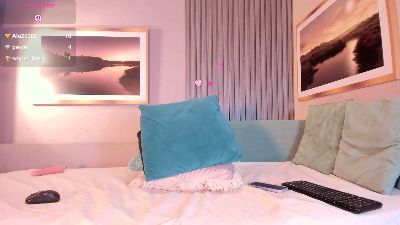 MilaSunshine_ live cam on Cam4