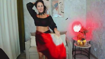 MilaUrban live cam on Cam4