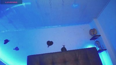 Mila_Smitht live cam on Cam4