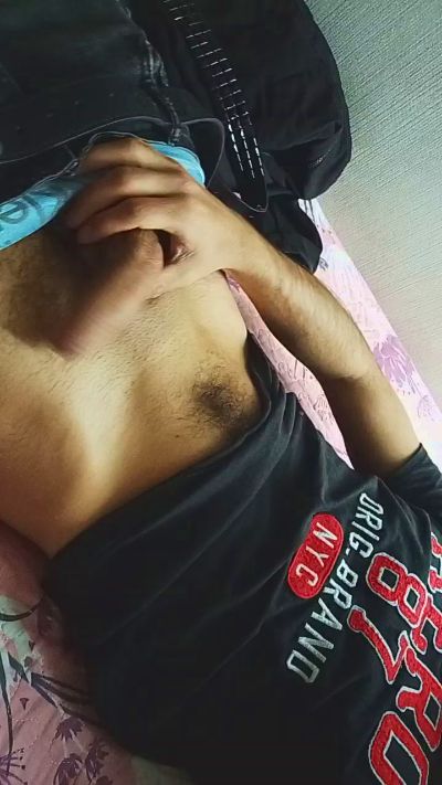 Milan2407 live cam on Cam4