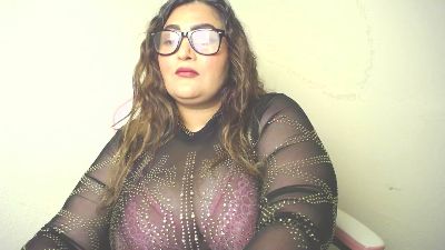 MilaniNutaY live cam on Cam4