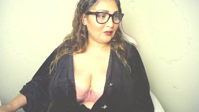 MilaniNutaY live cam on Cam4